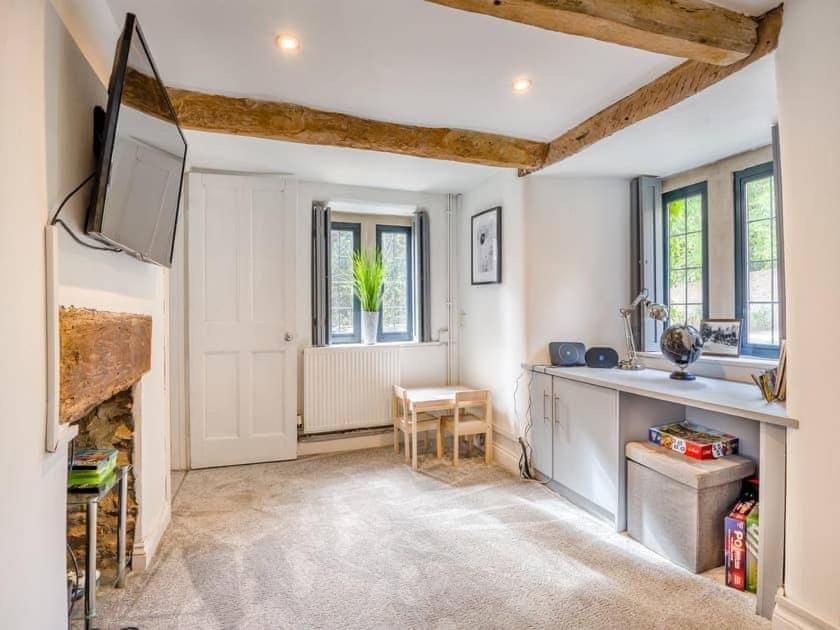 2 Bedroom Cosy Cottage With Hot Tub In Hambrook Close To Bristol City Centre Eksteriør billede